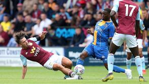 De Messi e Ronaldo nem sinal: não há quem sofra mais faltas do que eles