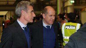 Luís Castro e a chamada de Antero Henrique: «Não sendo para assistente é para quê? Conduzir autocarro?»