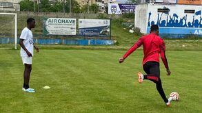 O treino de Rafael Leão em Portugal antes de rumar a Itália