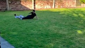 Lovren não sabe jogar a feijões... nem mesmo com o filho no quintal