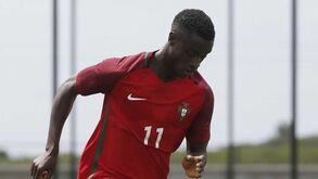 Mesaque Dju: «Se ainda estou a lutar é graças ao míster Hélio»