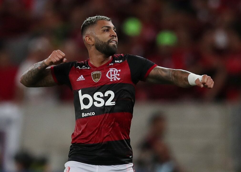 12. Gabriel Barbosa - Um dos melhores avançados brasileiros da atualidade, a par de Gabriel Jesus e Roberto Firmino, ambos estrelas do futebol inglês, com as cores do Manchester City e Liverpool, respetivamente. É uma das figuras do Flamengo, equipa orientada pelo treinador português Jorge Jesus.