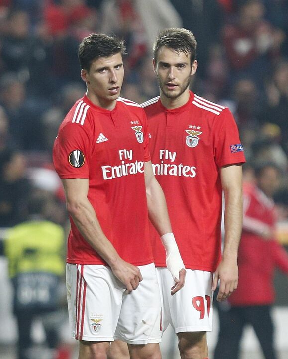 Rúben Dias e Ferro (Benfica): 34 golos sofridos em 34 jogos