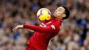15.º Trent Alexander-Arnold (Liverpool) - Valor em fevereiro: 91 milhões; valor se o campeonato for cancelado: 80 milhões (-12,3%); valor se o campeonato continuar: 87 milhões (-4,7%)