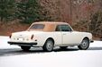 Desta vez escolheu um Rolls-Royce Corniche, avaliado, à época, em 165 mil dólares (cerca de 149 mil euros).