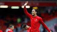 13.º Virgil van Dijk (Liverpool) - Valor em fevereiro: 115 milhões; valor se o campeonato for cancelado: 86 milhões (-25,6%); valor se o campeonato continuar: 96 milhões (-16,5%)