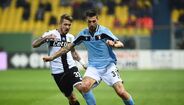 Stefan Radu e Francesco Acerbi [na foto] (Lazio): 21 golos sofridos em 27 jogos