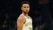 6. Stephen Curry - 74,4 milhões de dólares