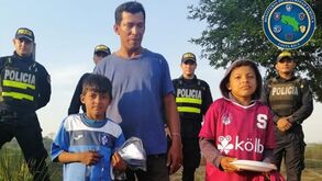 O sorriso de Jerónimo e Gonzalo: Paixão pelo futebol deu-lhes uma nova esperança