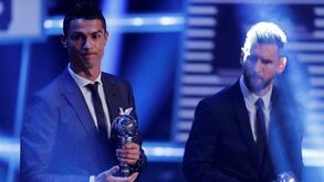 Jürgen Klopp diz como construiria um jogador perfeito só com qualidades de Ronaldo e Messi