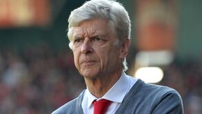 Wenger destaca o 'poder' do treinador português: «Vejam a influência de Jorge Mendes»