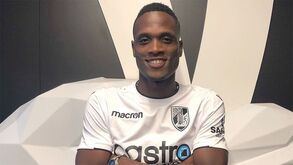 Treine com Record: PT Bruno Novo dá aula com Jefferson Encada, jogador do V. Guimarães