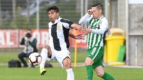 Médio brasileiro Kaká de saída do Nacional