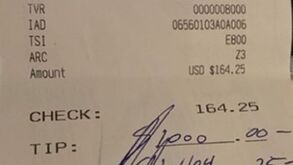 Estrela da NBA deixa gorjeta de 1000 dólares numa fatura de 164 