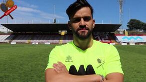 Chipre chama por Vítor Bruno