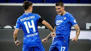 Hoffenheim volta a vencer e salta para sétimo