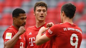 Bayern Munique goleia e dá mais um passo rumo ao título