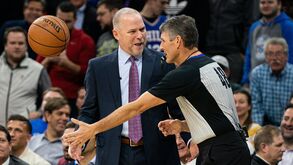 Árbitros da NBA e os jogos sem público: «Não quero que oiçam o que dizemos»