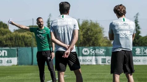 Os 32 jogadores nas contas do Sporting: Rúben Amorim vai encurtar a manta