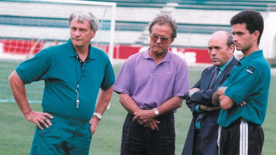 Sousa Cintra confessa: «Voltaria a contratar Bobby Robson»