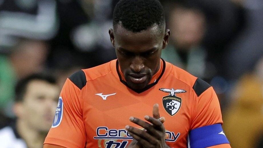 Jackson Martínez admite retirar-se do futebol: «Quando começa a ser um fardo...»