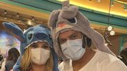 Hulk e Camila divertem-se na Disney e fãs não perdem oportunidade para comentar