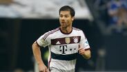 Xabi Alonso - 805 jogos (retirou-se em 2017)