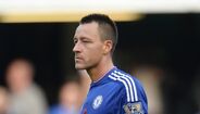 John Terry - 802 jogos (retirou-se em 2018)