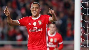 Vinícius é rei na área