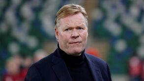 Koeman revela que foi convidado para suceder a Ernesto Valverde no Barcelona 