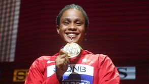 Campeã mundial dos 400 metros já estava sob investigação por não comunicar locais