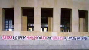 Adeptos do Leixões protestam contra apoio da câmara de Matosinhos ao FC Porto