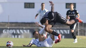 A crónica do V. Setúbal-Santa Clara, 2-2: Cryzan foi justiceiro no duelo dos bancos
