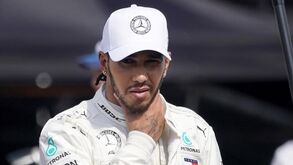 Lewis Hamilton: «Em Espanha os miúdos aprendem a torturar e a matar touros aos 14 anos»