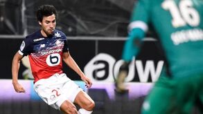 Lille explica saída de Nico Gaitán