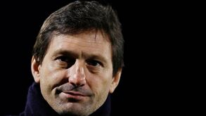 «Foi uma decisão muito difícil de tomar»: diretor desportivo do PSG assume estar no mercado