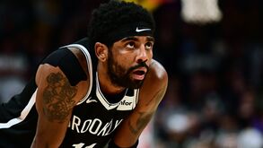 NBA de volta: Kyrie Irving em nova polémica ameaça liga