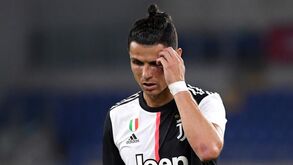 Do 'recorde negativo' à 'noite para esquecer': o jogo de Ronaldo aos olhos da imprensa italiana 