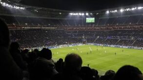 França promete reabrir os estádios a 11 de julho