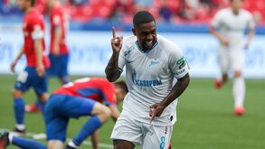 Zenit mais perto do bicampeonato depois de golear o CSKA Moscovo
