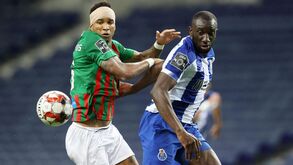 René quer manter espírito