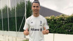 A mensagem de Cristiano Ronaldo após as críticas: «Nunca desistir, sempre focado no próximo passo»