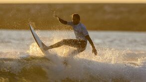 Frederico Morais ganha etapa inaugural da liga portuguesa de surf