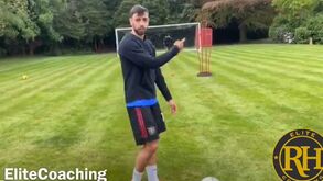 Bruno Fernandes marca golaço de livre no treino e pergunta: «Querem mudar o guarda-redes outra vez?»