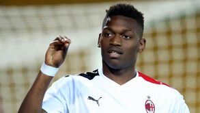 Rafael Leão marca no triunfo do AC Milan em casa do Lecce