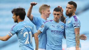 Manchester City goleia Burnley com bis de assistências de Bernardo Silva
