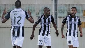 Aylton Boa Morte amplia para os algarvios