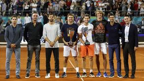 Andy Murray fala 'em lição' e Daniel Evans atira responsabilidades a Djokovic