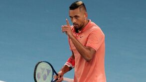 Kyrgios após Djokovic revelar que tem covid-19: «Nunca mais digam que fiz algo irresponsável»