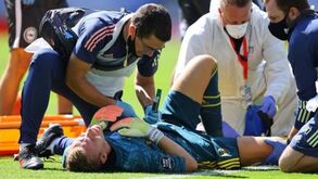 Bernd Leno tem entorse no joelho direito e desfalca Arsenal até seis semanas